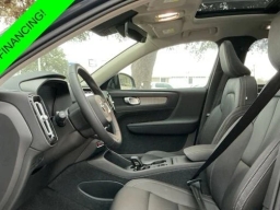 Volvo XC40 Core B4 FWD 2026