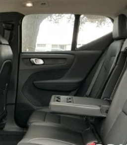 Volvo XC40 Core B4 FWD 2026