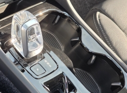 Volvo XC40 Plus B5 AWD 2026