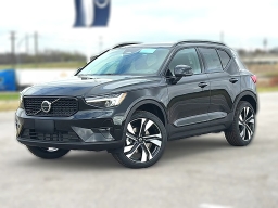 Volvo XC40 Plus B5 AWD 2026