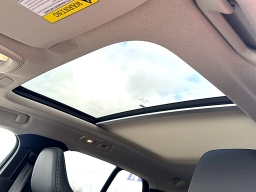 Volvo XC40 Plus B5 AWD 2026