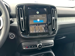 Volvo XC40 Plus B5 AWD 2026