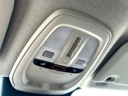 Volvo XC40 Plus B5 AWD 2026