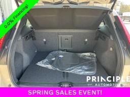 Volvo XC40 Plus B5 AWD 2026