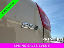 Volvo XC40 Plus B5 AWD 2026