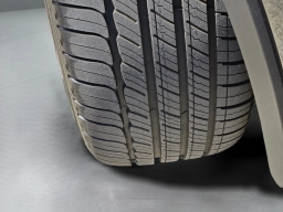 Volvo XC40 Plus B5 AWD 2026