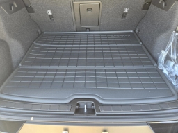 Volvo XC40 Plus B5 AWD 2026