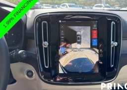 Volvo XC40 Plus B5 AWD 2026