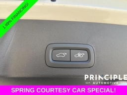 Volvo XC40 Plus B5 AWD 2026