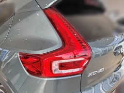 Volvo XC40 Plus B5 AWD 2026