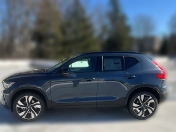 Volvo XC40 Plus B5 AWD 2026