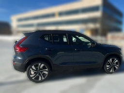 Volvo XC40 Plus B5 AWD 2026