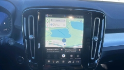 Volvo XC40 Plus B5 AWD 2026