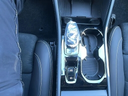 Volvo XC40 Plus B5 AWD 2026