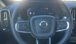 Volvo XC40 Plus B5 AWD 2026