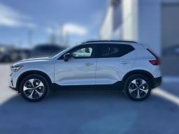 Volvo XC40 Plus B5 AWD 2026
