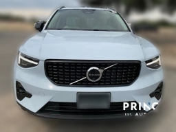 Volvo XC40 Plus B5 AWD 2026
