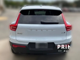 Volvo XC40 Plus B5 AWD 2026