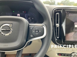 Volvo XC40 Plus B5 AWD 2026