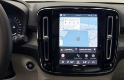 Volvo XC40 Plus B5 AWD 2026