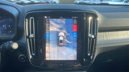 Volvo XC40 Plus B5 AWD 2026