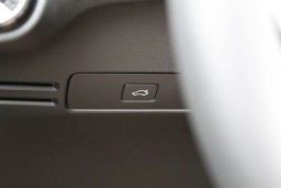 Volvo XC40 Plus B5 AWD 2026