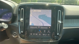 Volvo XC40 Plus B5 AWD 2026