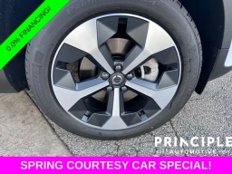 Volvo XC40 Plus B5 AWD 2026