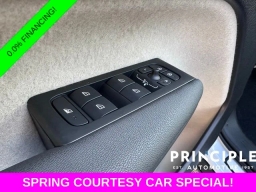 Volvo XC40 Plus B5 AWD 2026