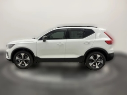 Volvo XC40 Plus B5 AWD 2026