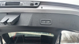 Volvo XC40 Plus B5 AWD 2026