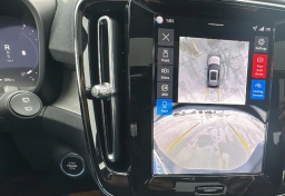 Volvo XC40 Plus B5 AWD 2026