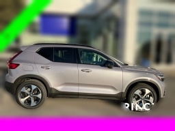 Volvo XC40 Plus B5 AWD 2026