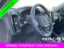 Volvo XC40 Plus B5 AWD 2026