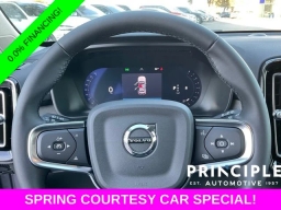 Volvo XC40 Plus B5 AWD 2026