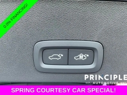 Volvo XC40 Plus B5 AWD 2026