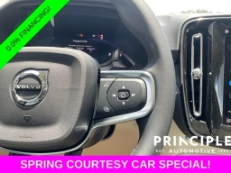 Volvo XC40 Plus B5 AWD 2026