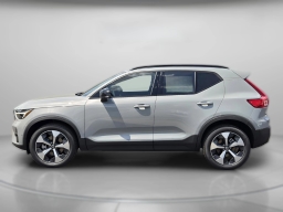 Volvo XC40 Plus B5 AWD 2026