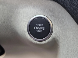 Volvo XC40 Plus B5 AWD 2026