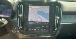 Volvo XC40 Plus B5 AWD 2026