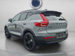 Volvo XC40 Ultra Black Edition B5 AWD 2026