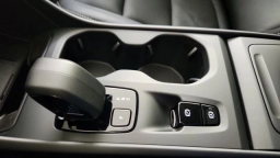 Volvo XC40 Core B5 AWD 2026