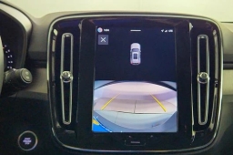 Volvo XC40 Core B5 AWD 2026