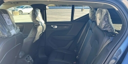 Volvo XC40 Core B5 AWD 2026