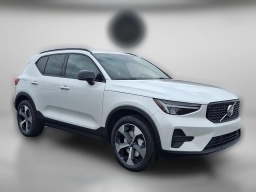 Volvo XC40 Core B5 AWD 2026