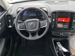 Volvo XC40 Core B5 AWD 2026