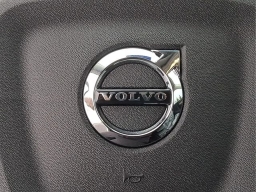 Volvo XC40 Core B5 AWD 2026