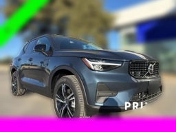 Volvo XC40 Core B5 AWD 2026