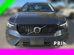 Volvo XC40 Core B5 AWD 2026