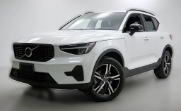 Volvo XC40 Core B5 AWD 2026
